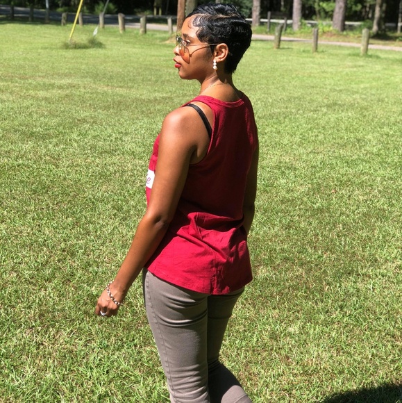 Meet your Posher, Gabriel - Picture 2 of 2